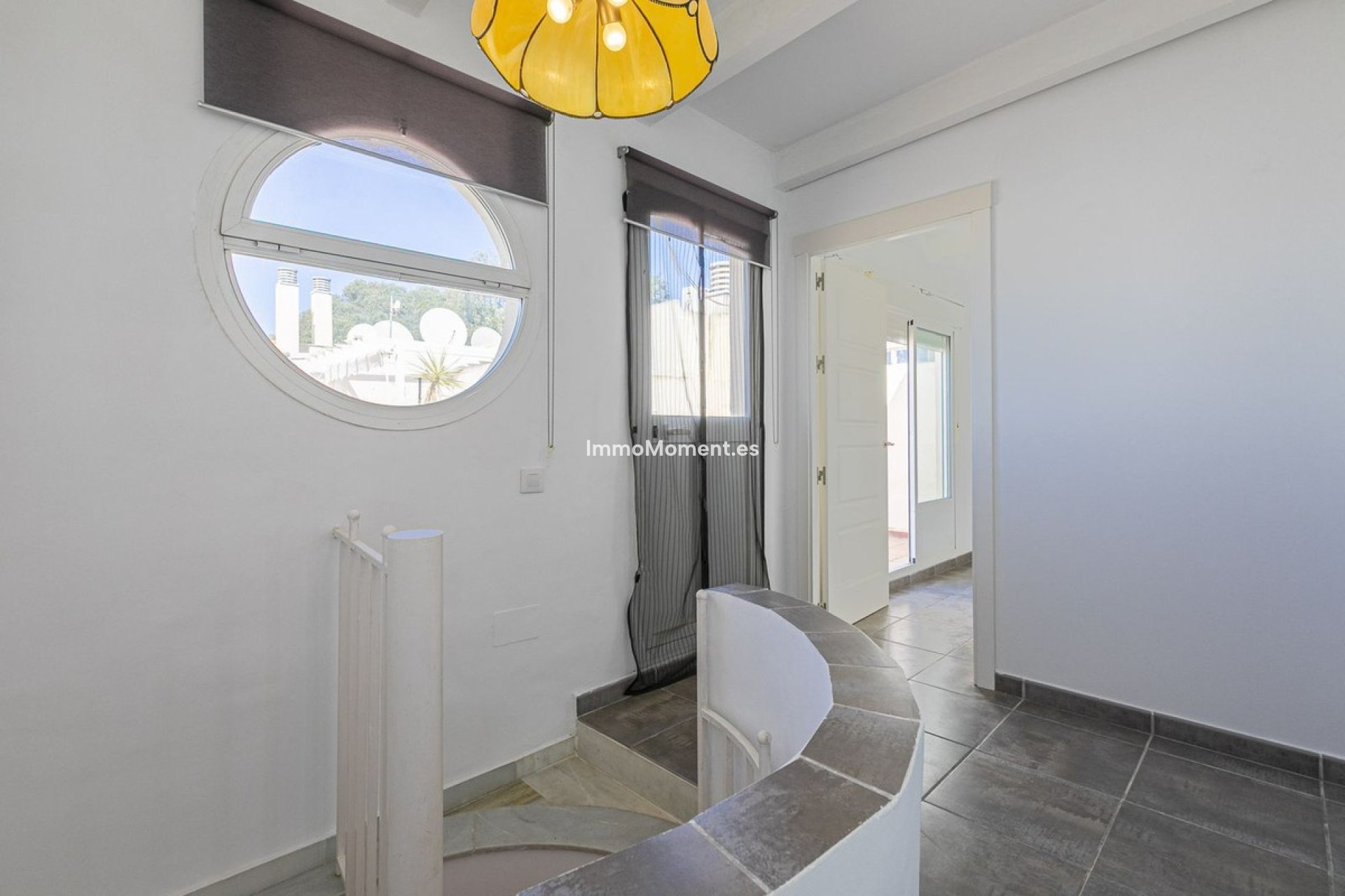 Resale - Apartment - Marbella - Costabella