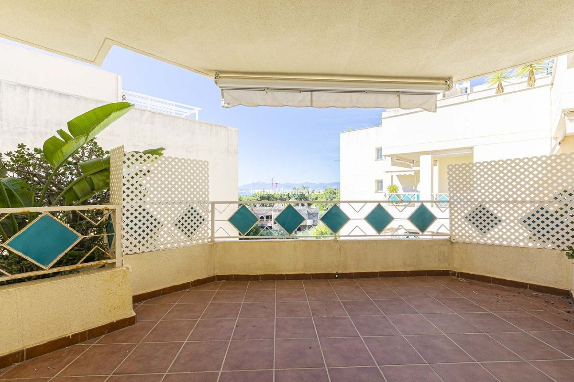 Resale - Apartment - Marbella - Costabella