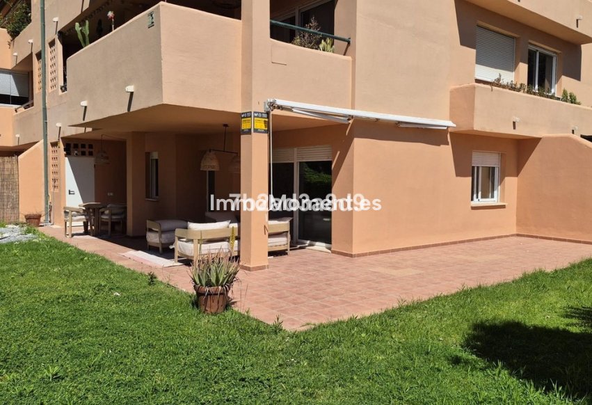 Resale - Apartment - Marbella - El Rosario