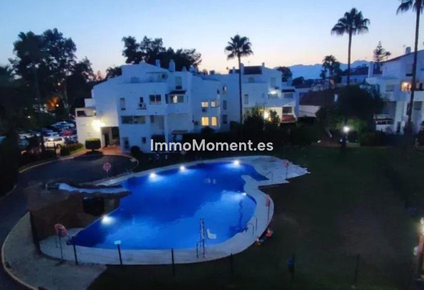 Resale - Apartment - Marbella - Elviria
