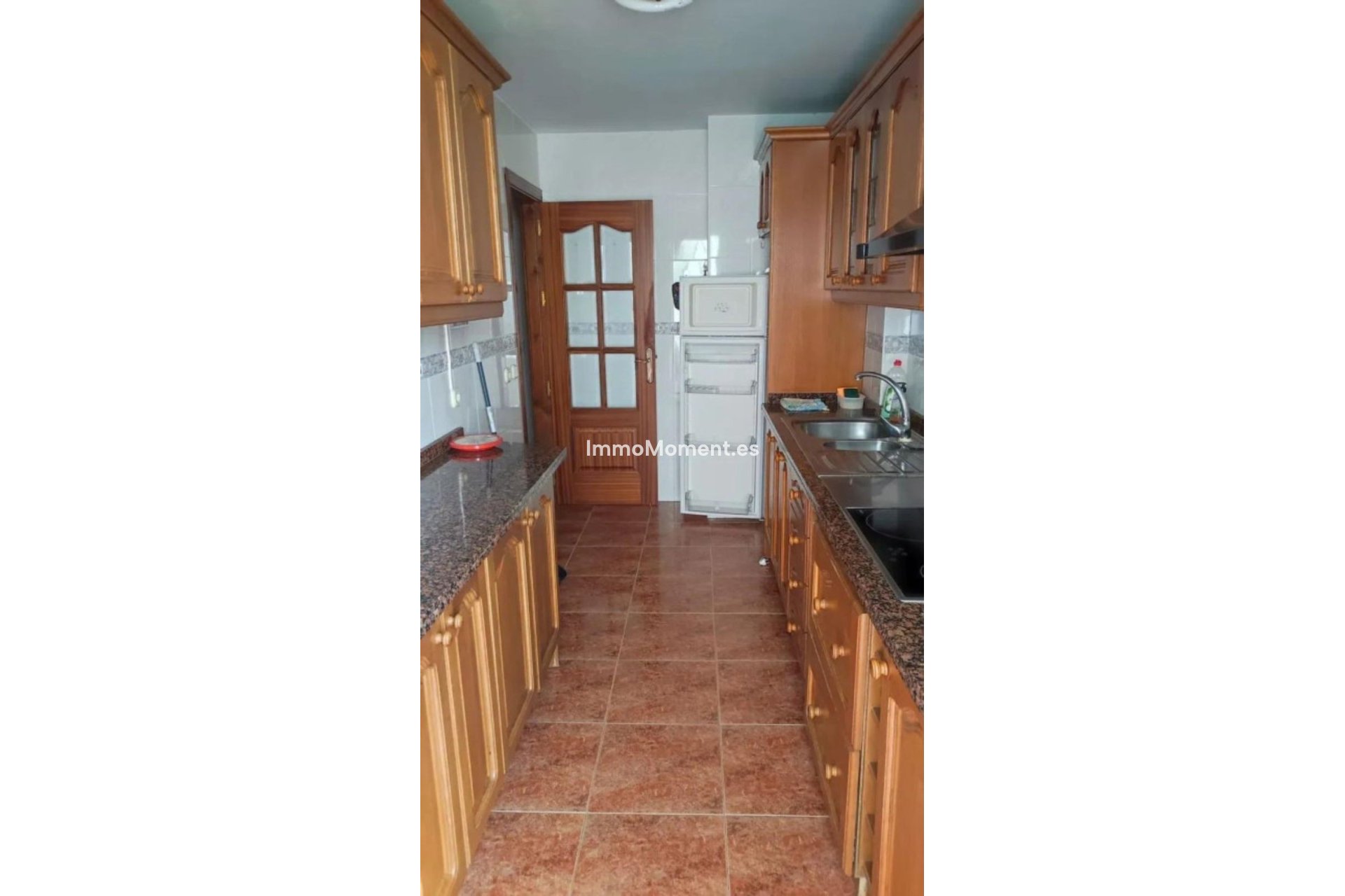 Resale - Apartment - Marbella - Elviria