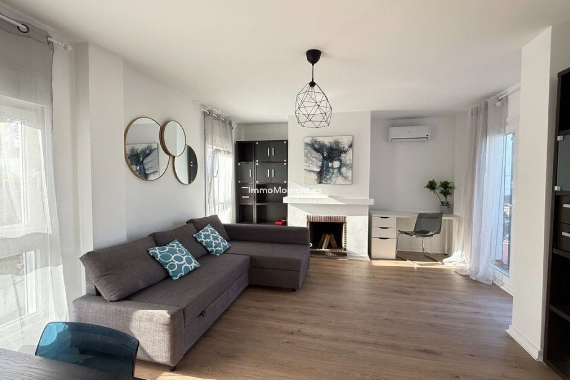 Resale - Apartment - Marbella - Elviria