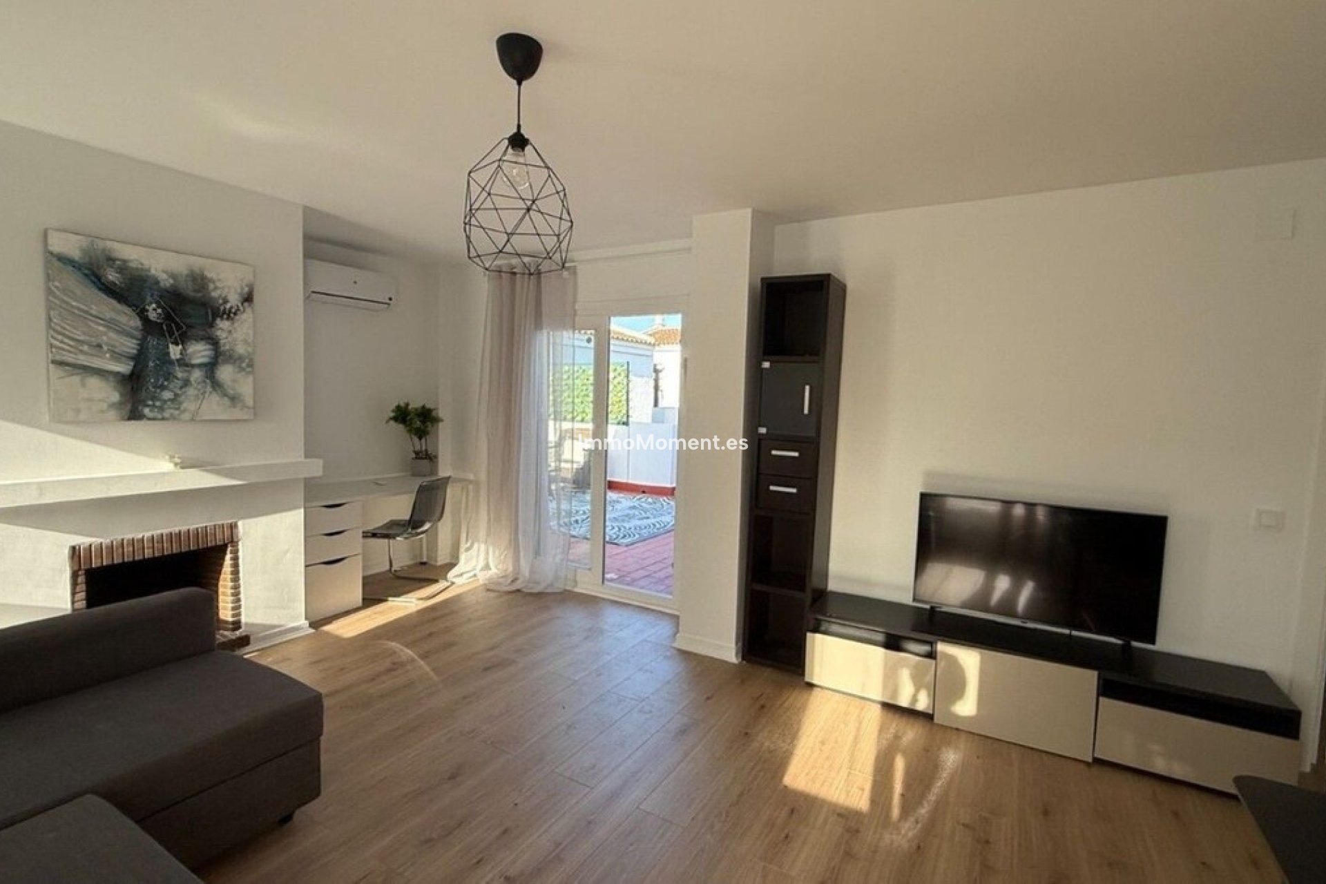 Resale - Apartment - Marbella - Elviria