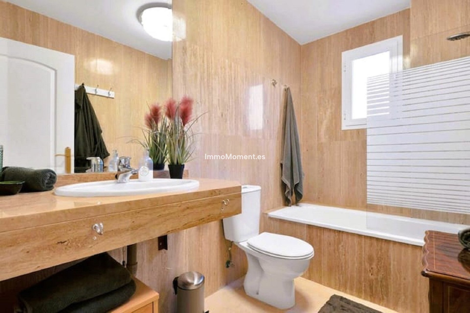 Resale - Apartment - Marbella - Elviria