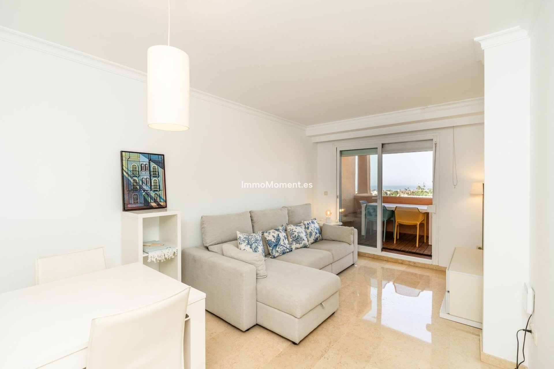 Resale - Apartment - Marbella - Elviria