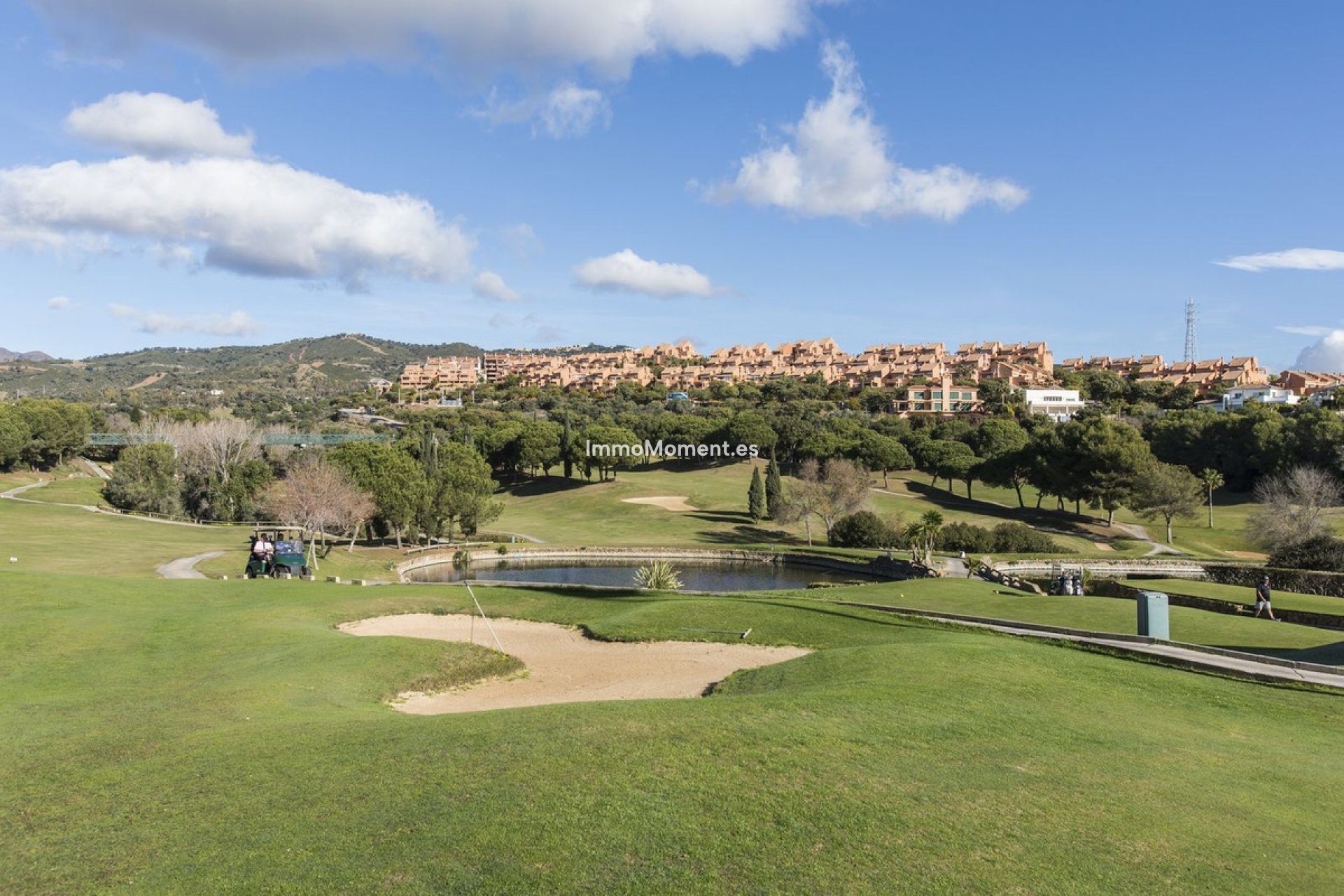 Resale - Apartment - Marbella - Elviria