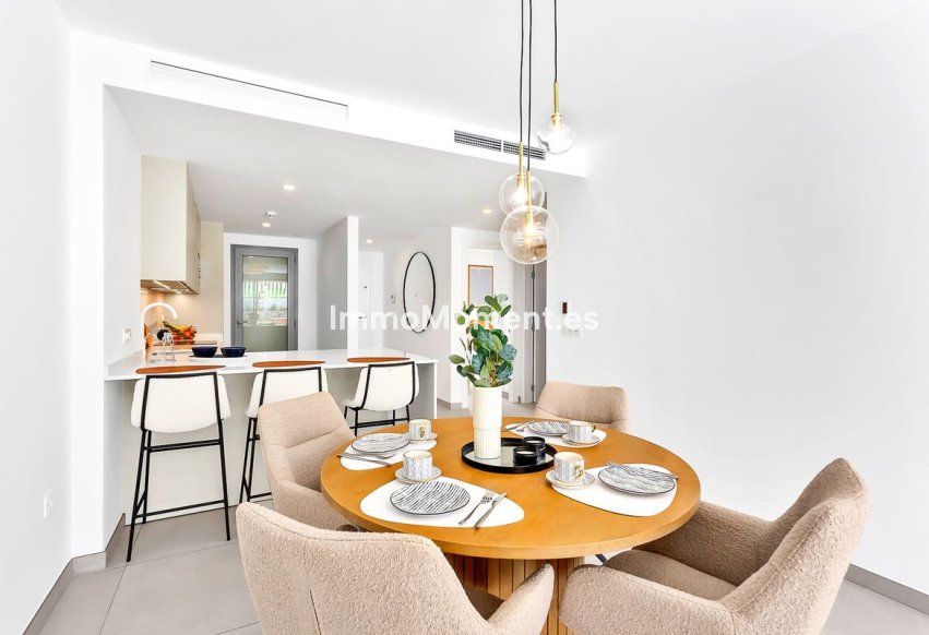 Resale - Apartment - Marbella - Elviria