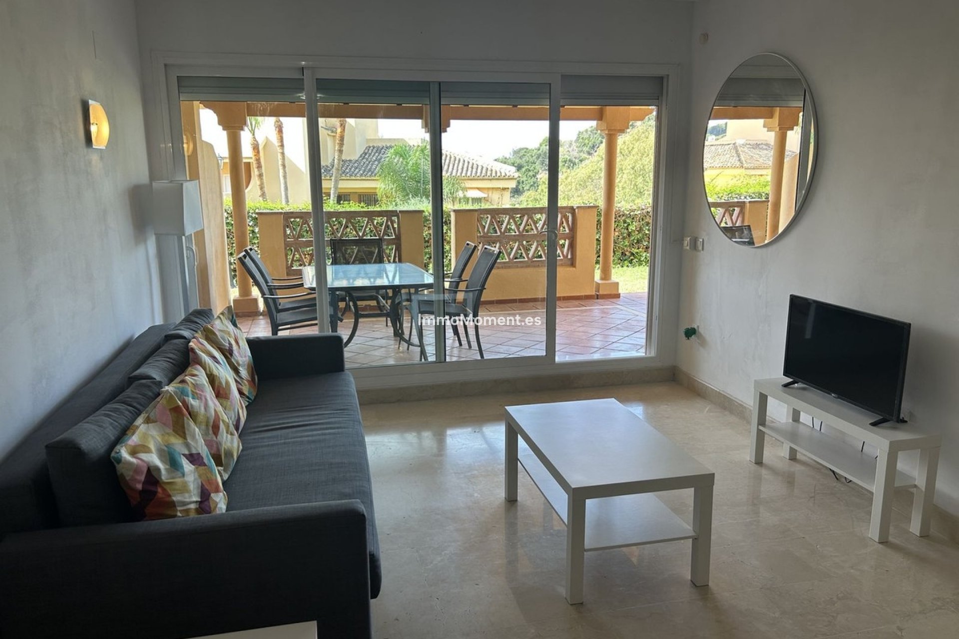 Resale - Apartment - Marbella - Elviria