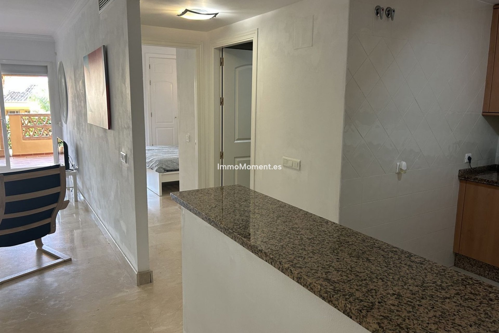 Resale - Apartment - Marbella - Elviria