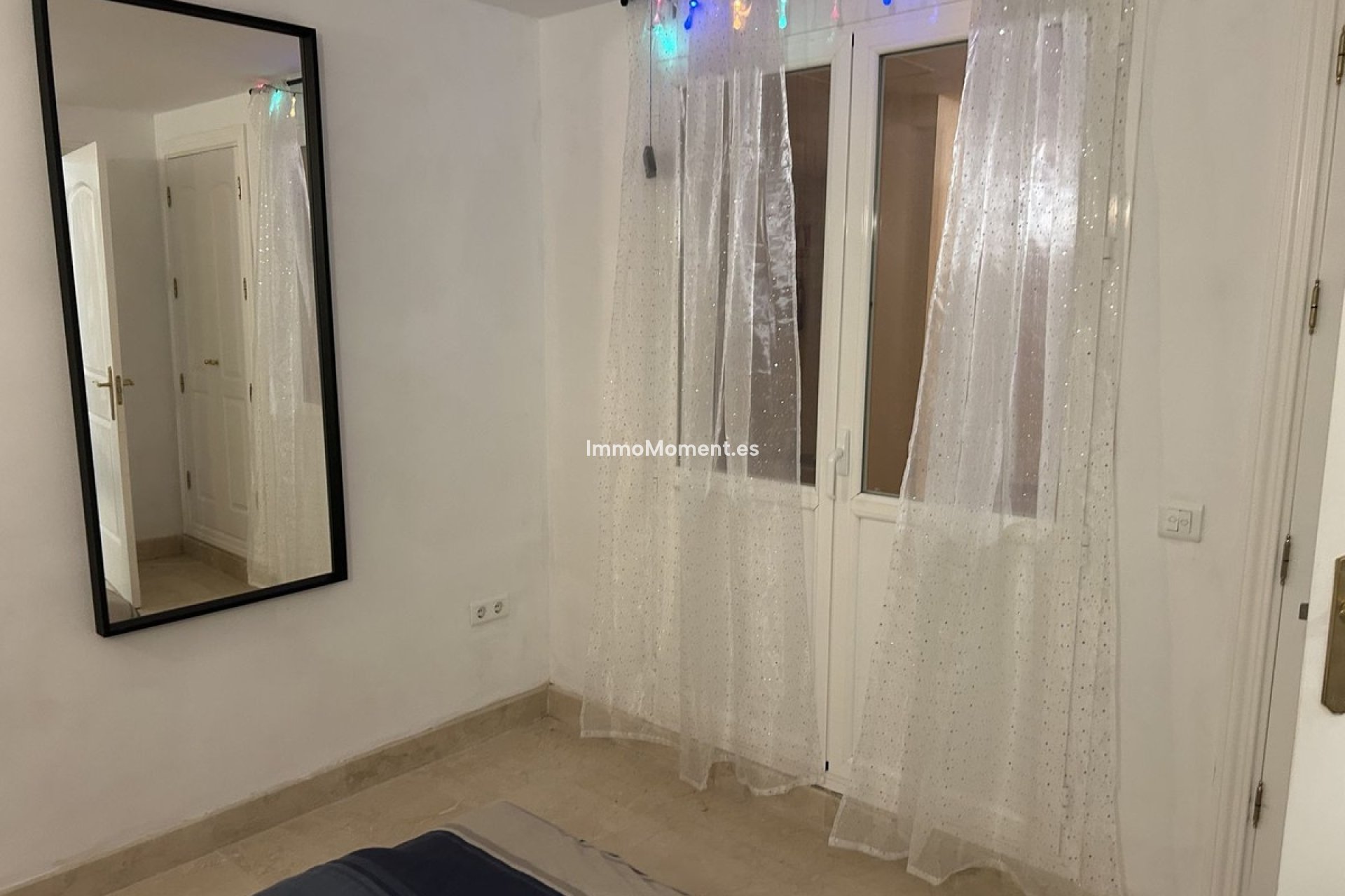 Resale - Apartment - Marbella - Elviria