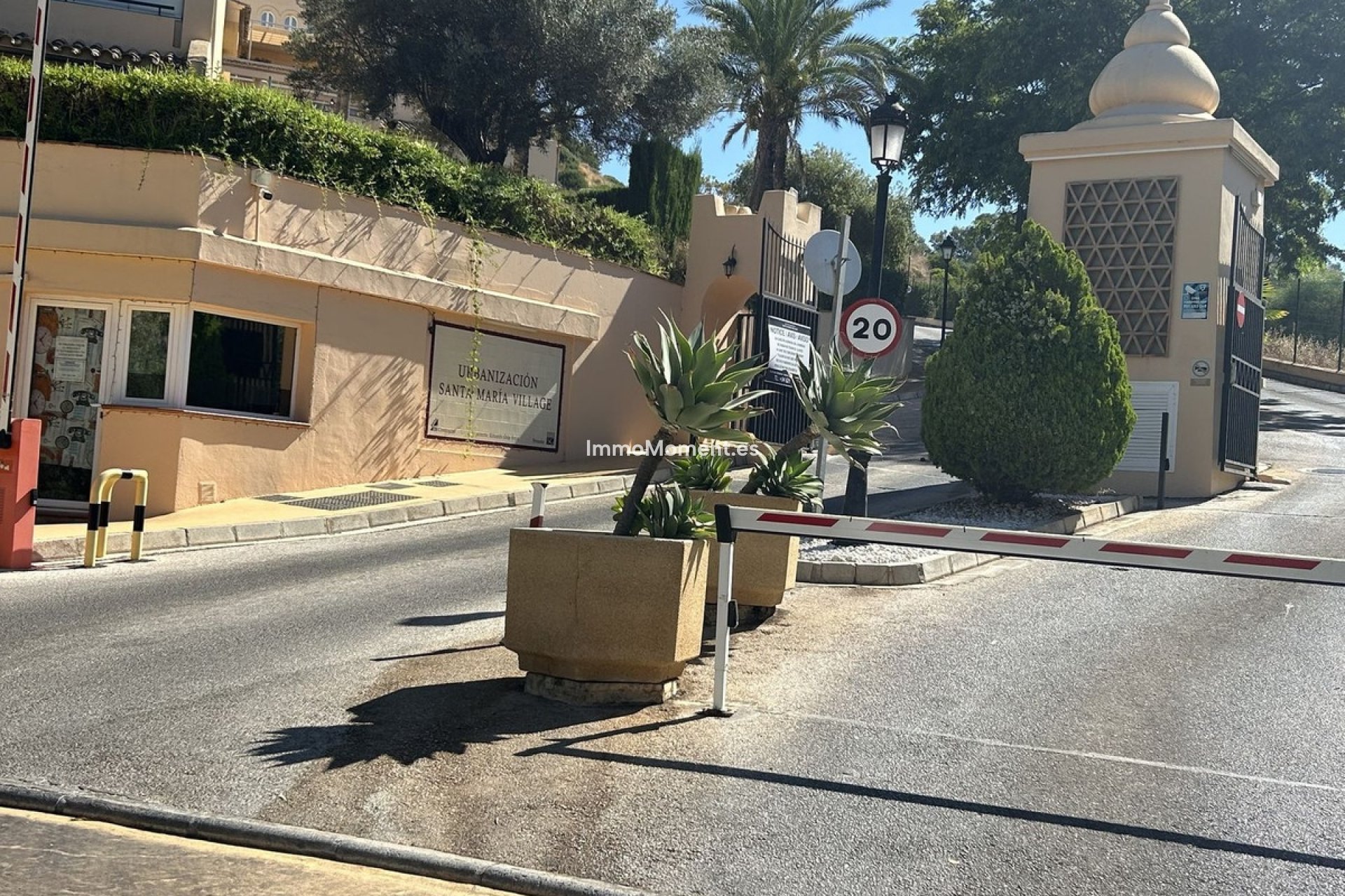 Resale - Apartment - Marbella - Elviria