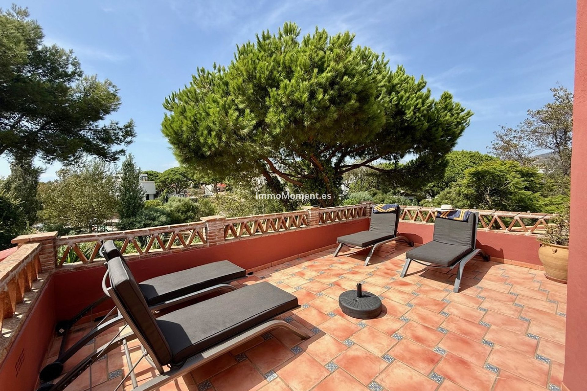 Resale - Apartment - Marbella - Elviria