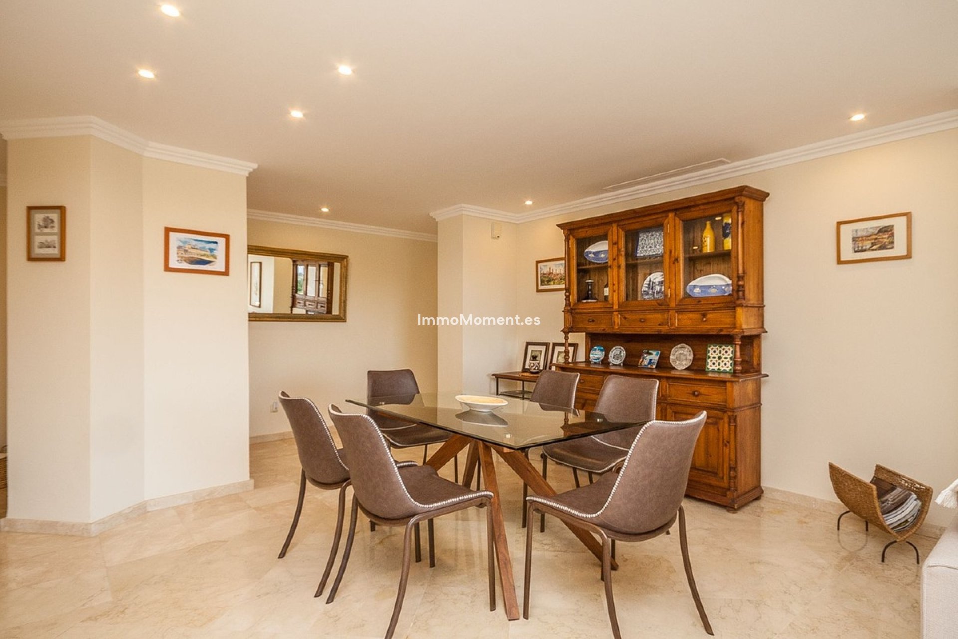 Resale - Apartment - Marbella - Elviria