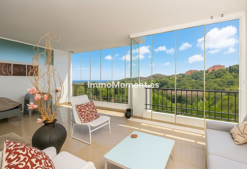 Resale - Apartment - Marbella - Elviria