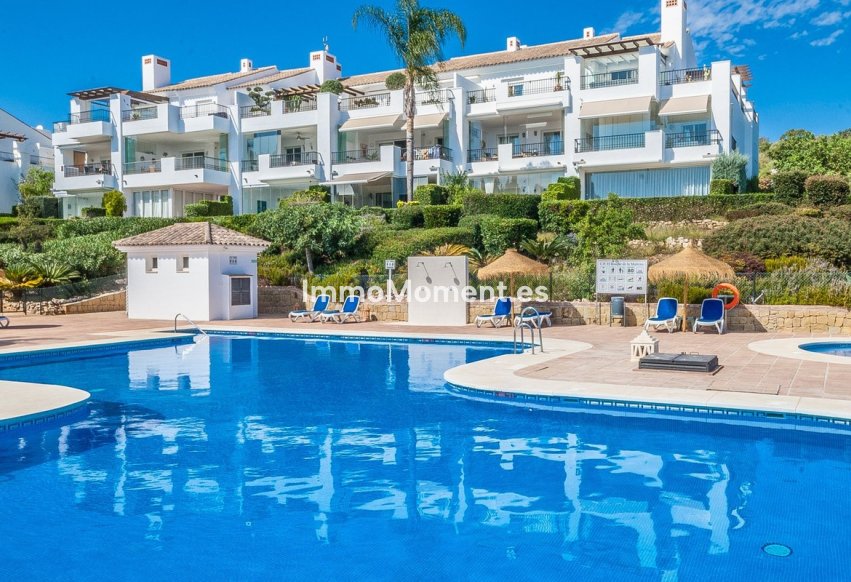 Resale - Apartment - Marbella - Elviria