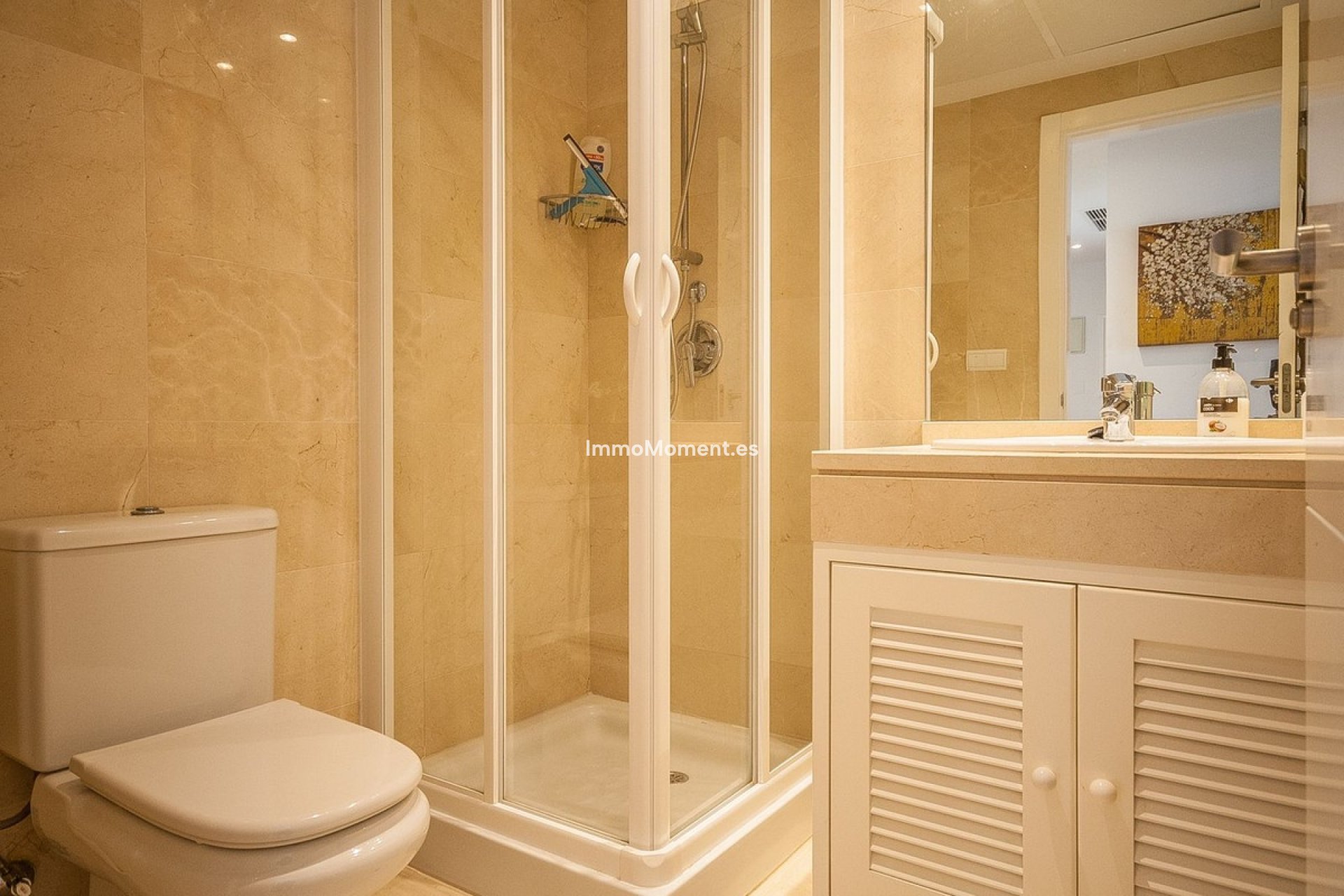 Resale - Apartment - Marbella - Elviria