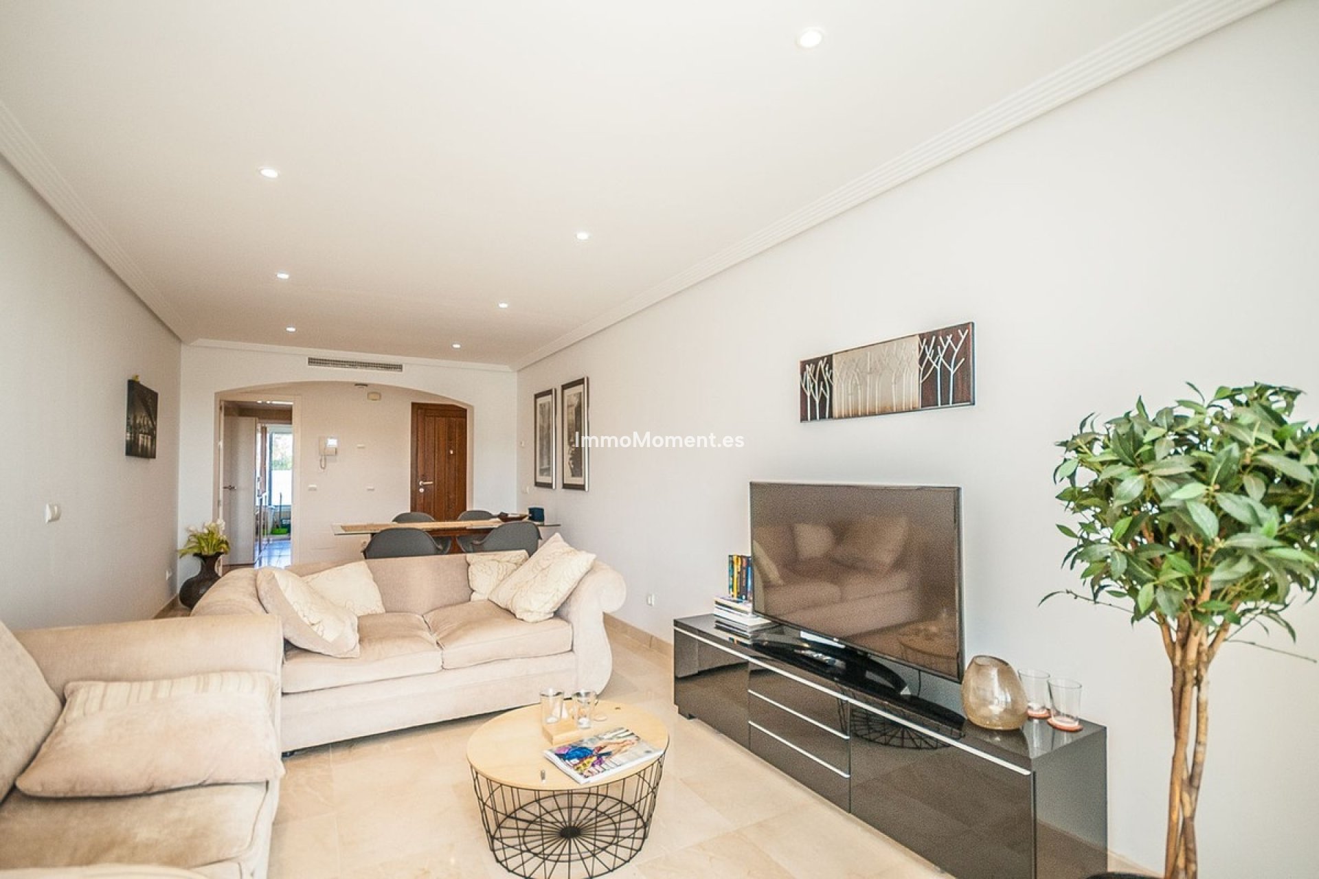 Resale - Apartment - Marbella - Elviria