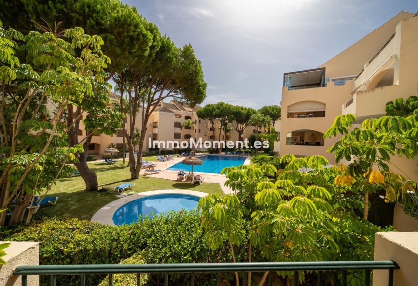 Resale - Apartment - Marbella - Elviria