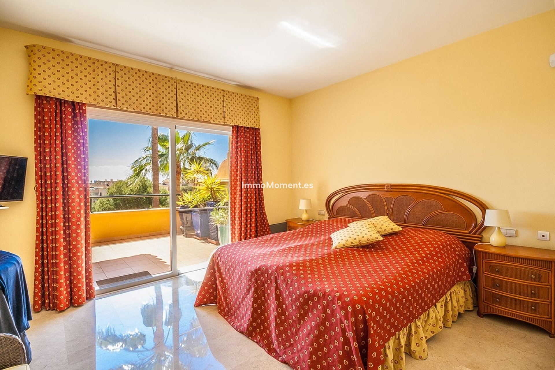 Resale - Apartment - Marbella - Elviria