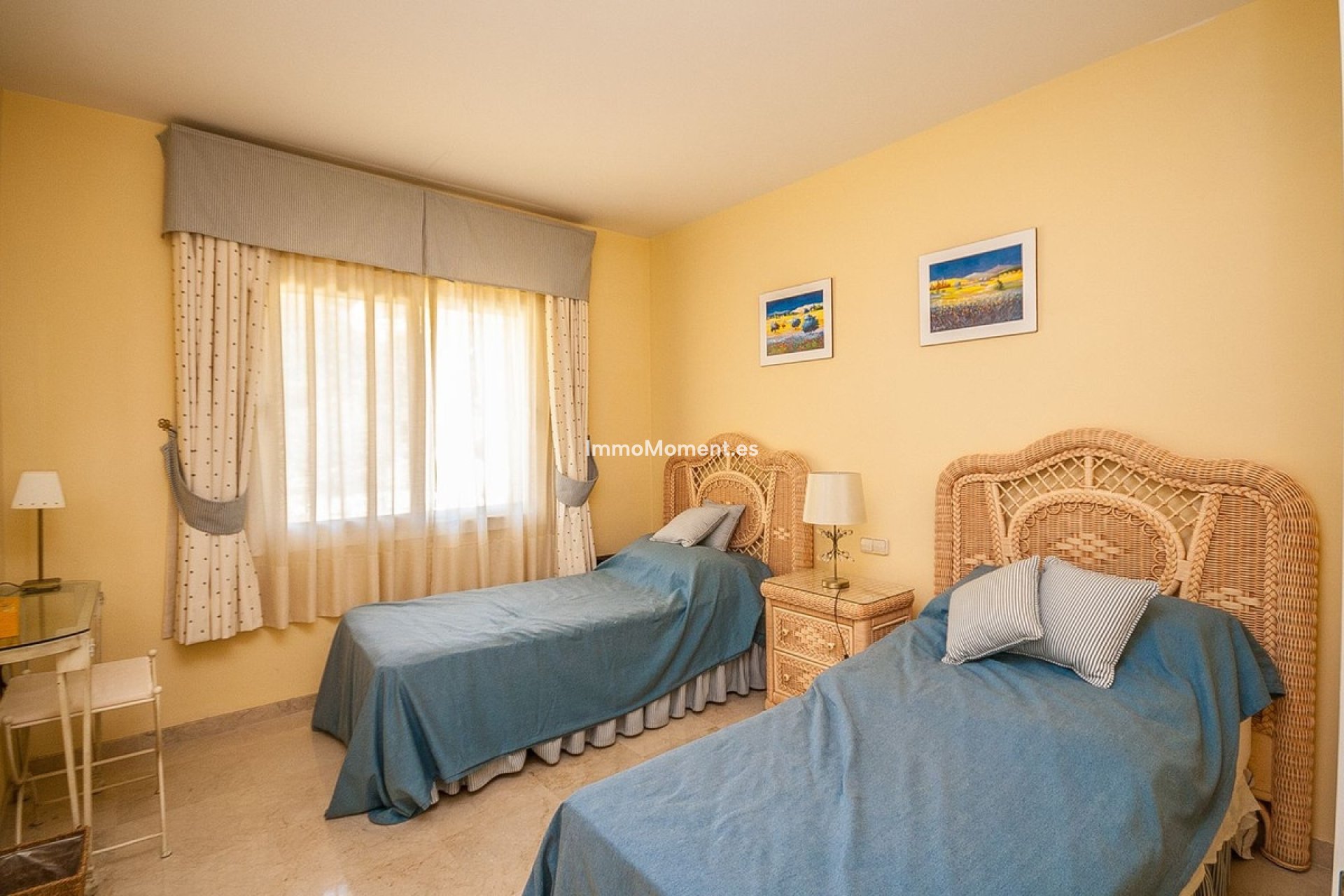 Resale - Apartment - Marbella - Elviria