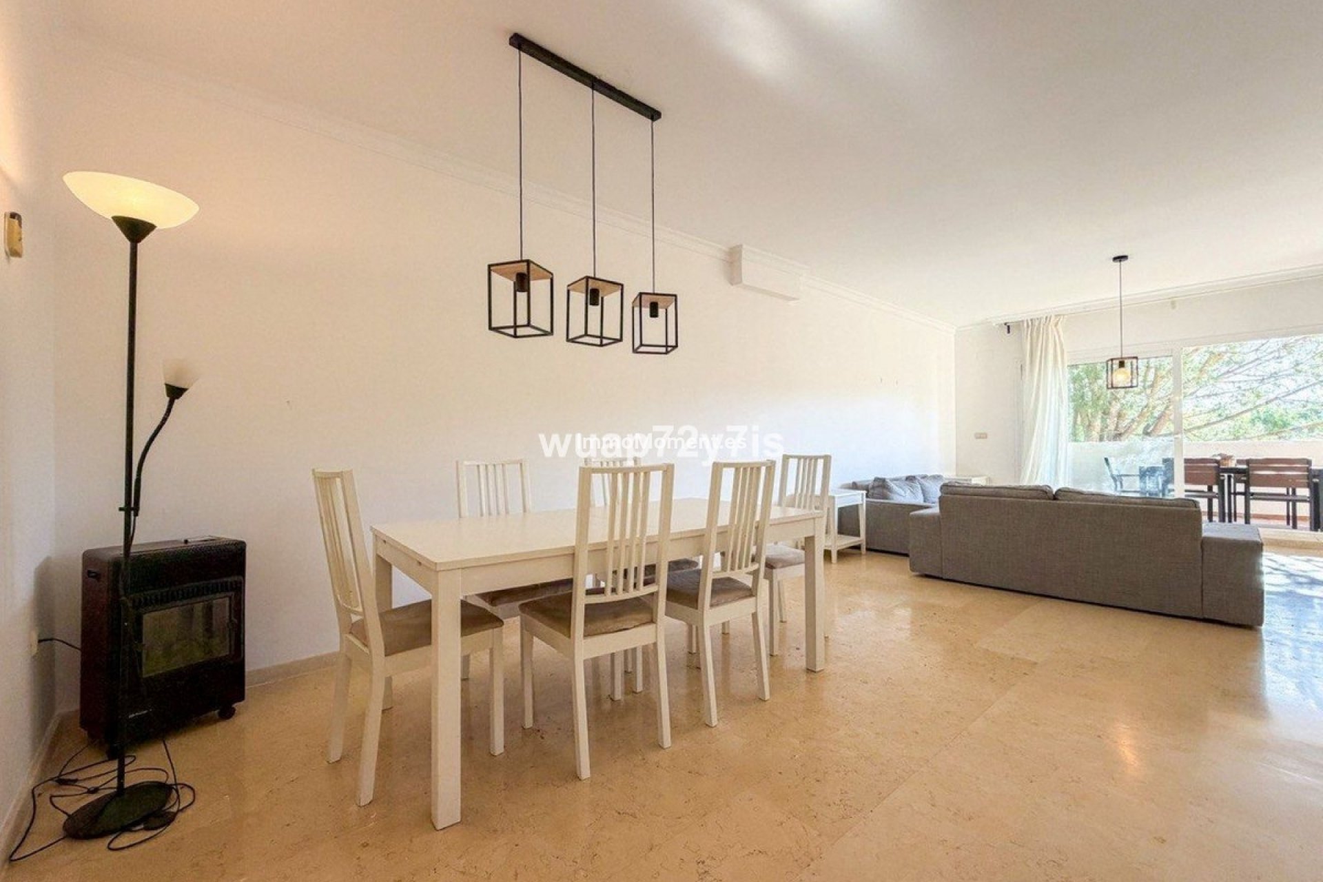 Resale - Apartment - Marbella - Elviria