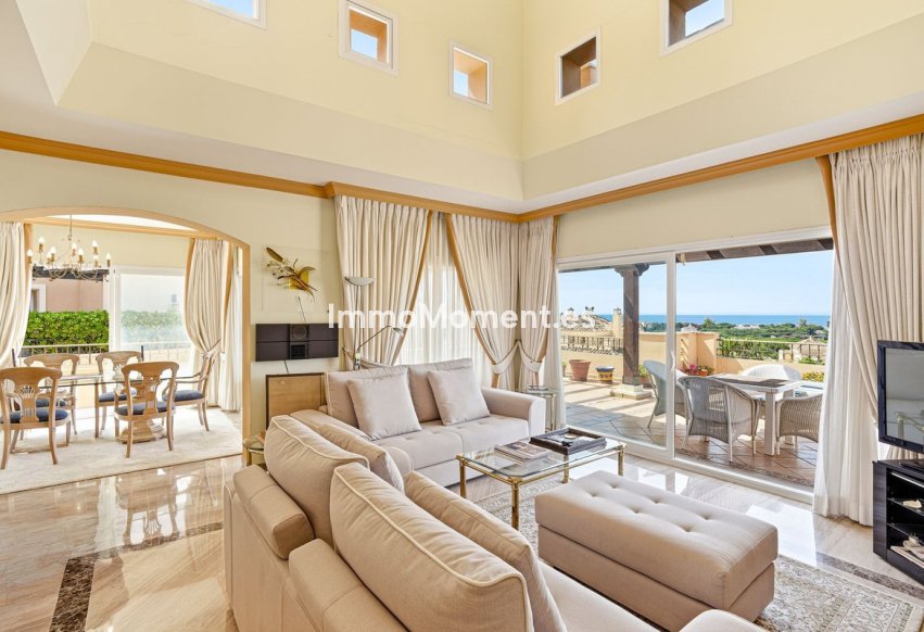 Resale - Apartment - Marbella - Elviria