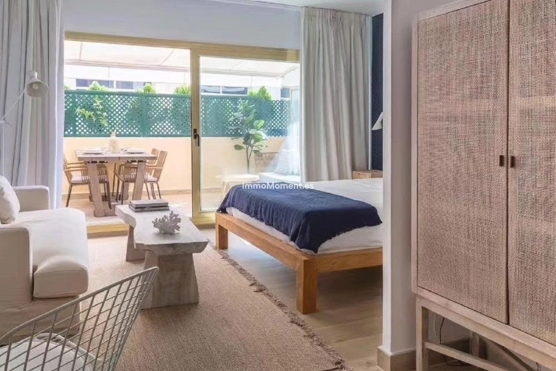 Resale - Apartment - Marbella - Elviria