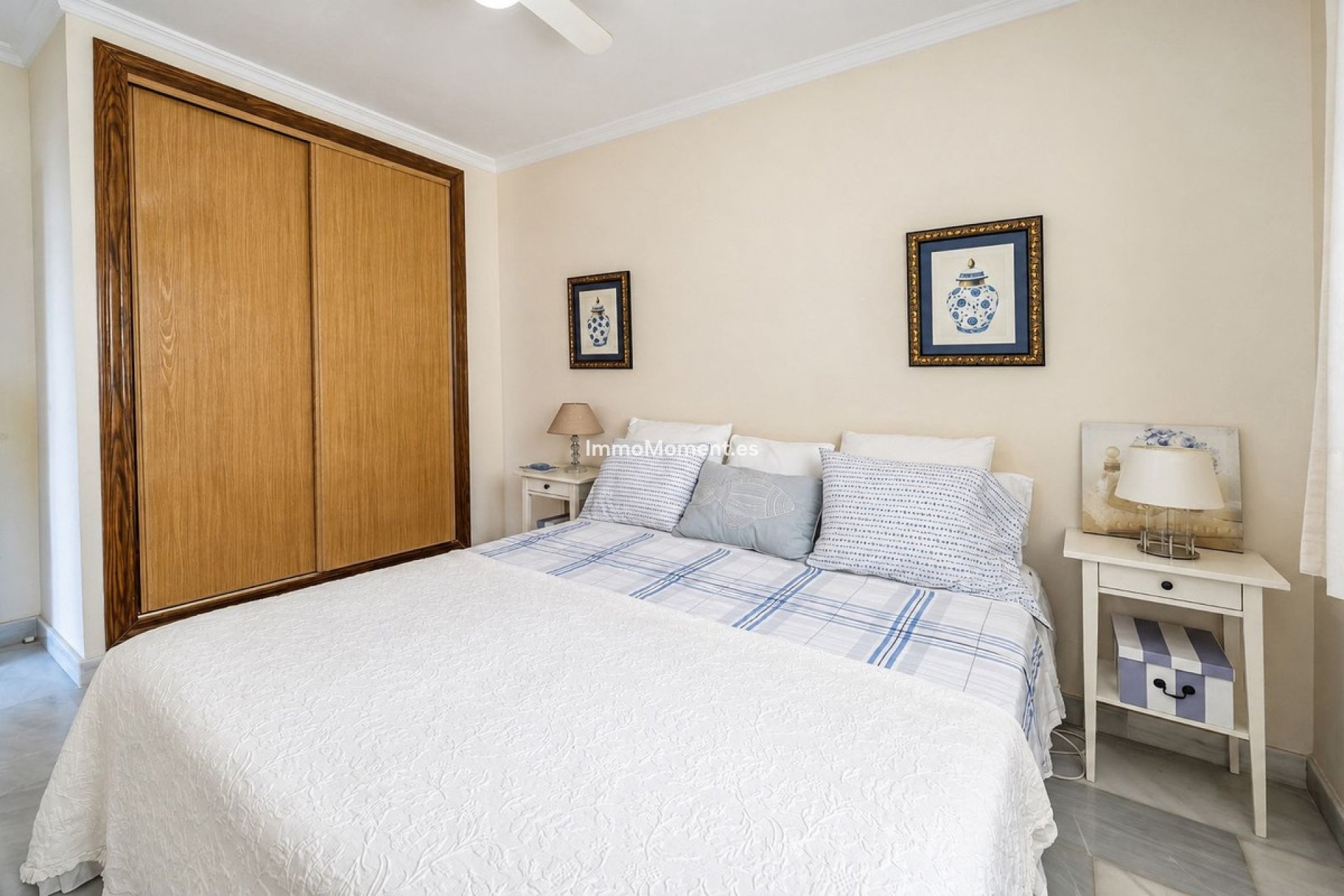 Resale - Apartment - Marbella - Elviria