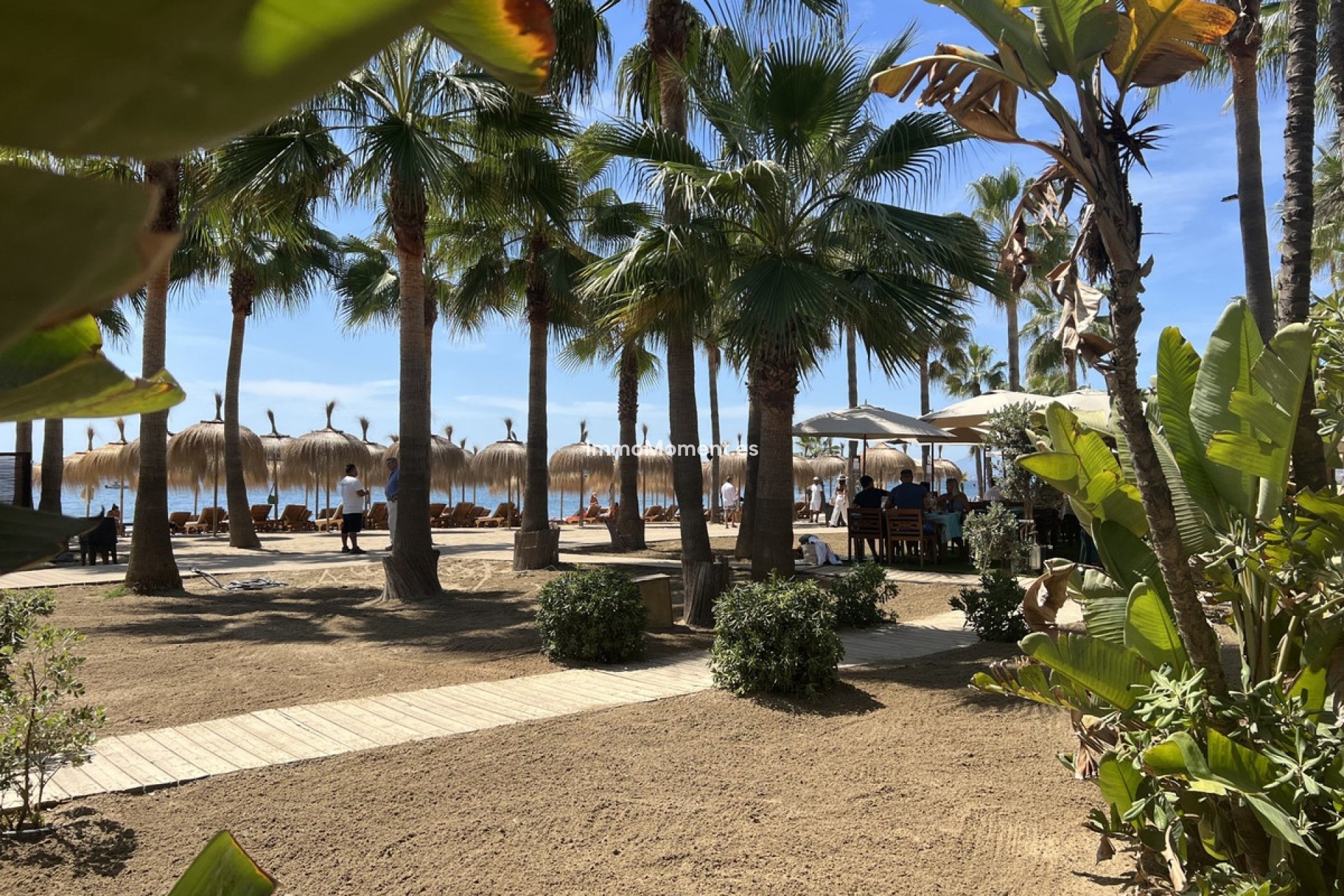 Resale - Apartment - Marbella - Elviria