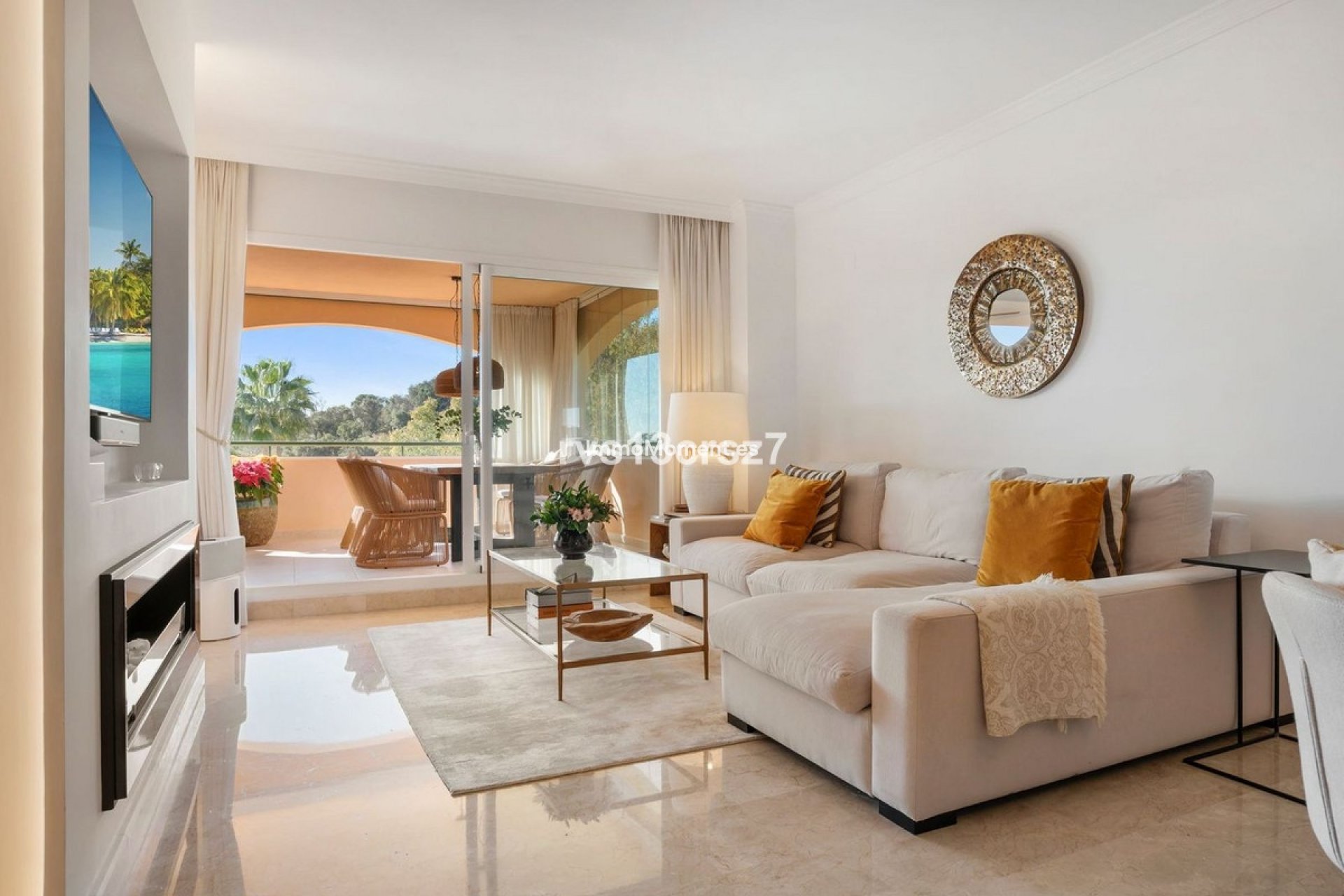Resale - Apartment - Marbella - Elviria