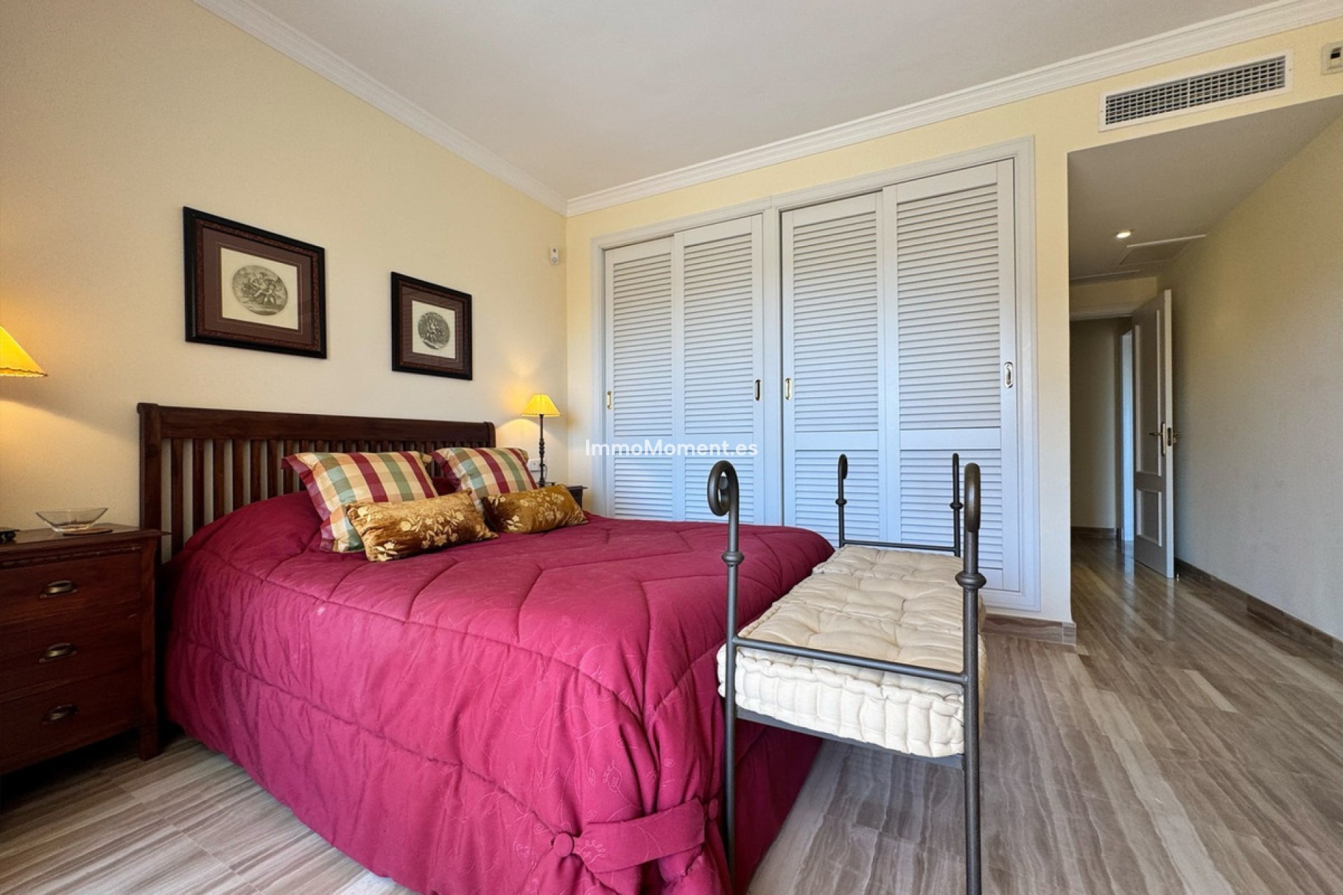 Resale - Apartment - Marbella - Elviria