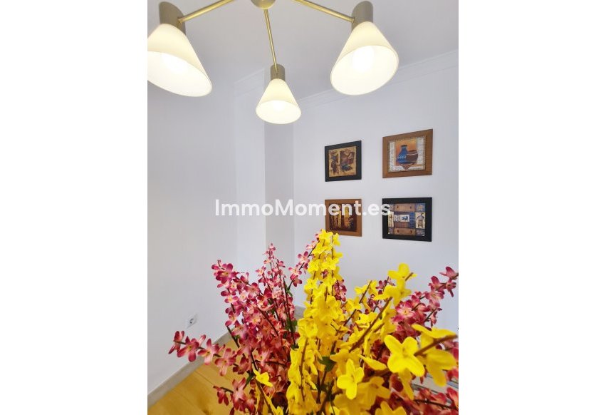 Resale - Apartment - Marbella - Elviria