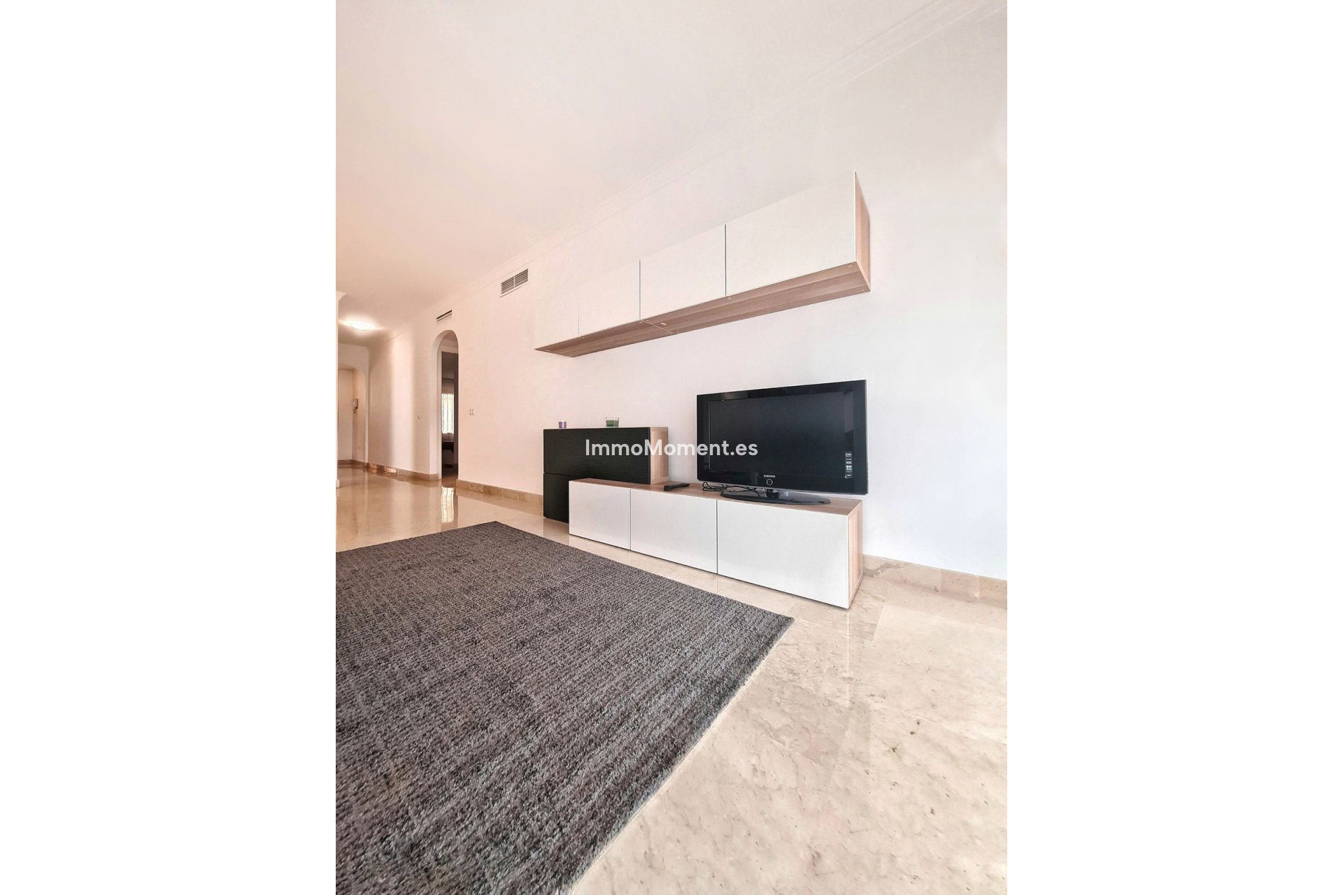 Resale - Apartment - Marbella - Elviria