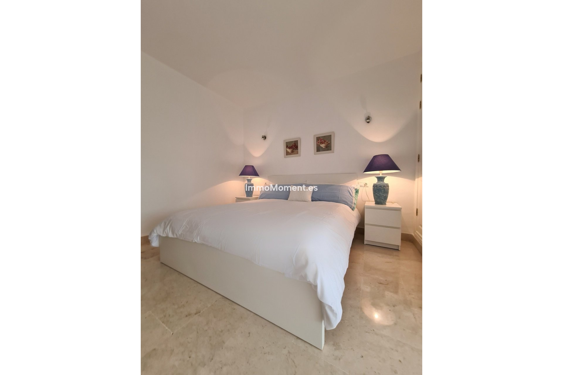 Resale - Apartment - Marbella - Elviria