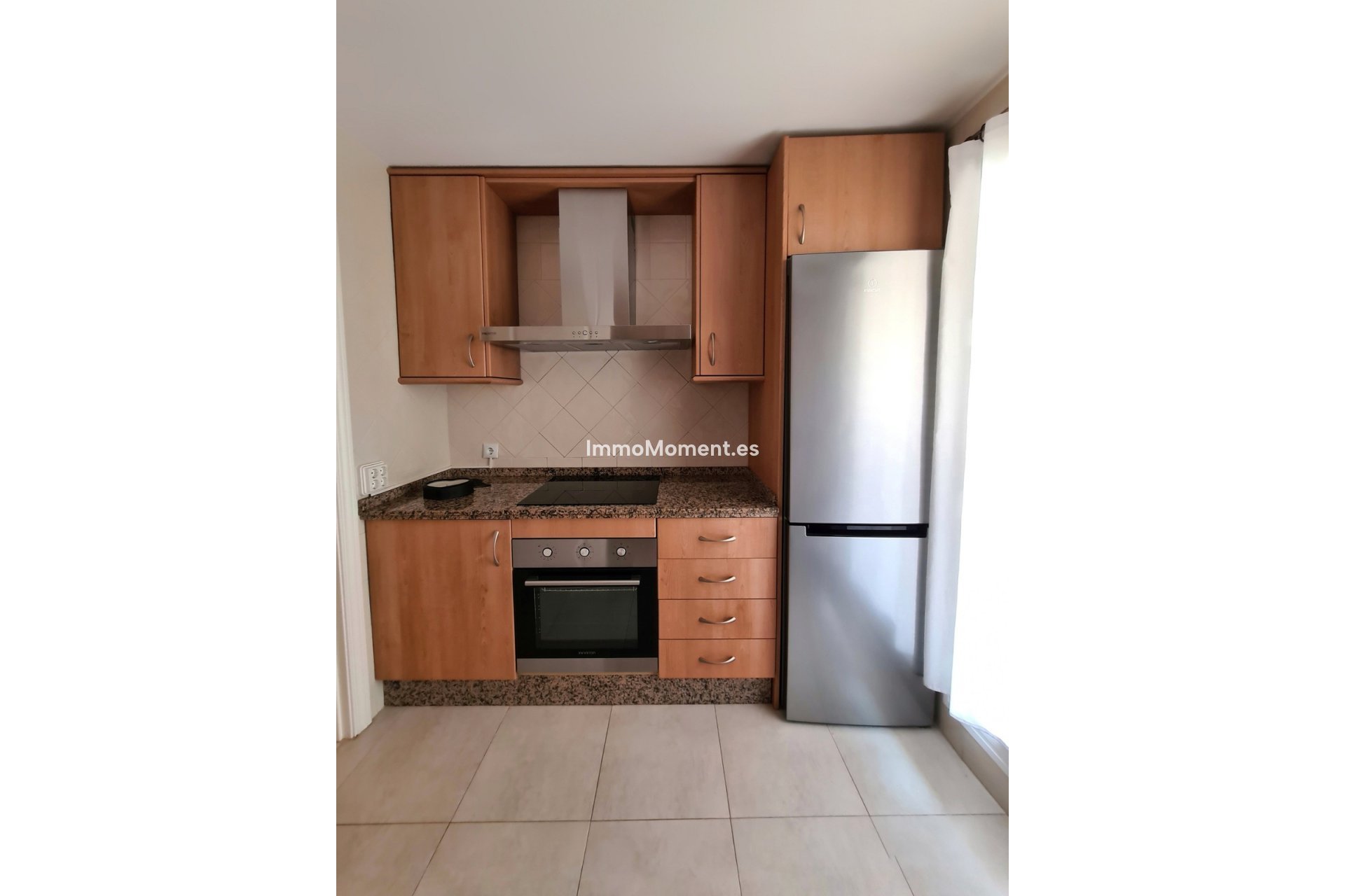 Resale - Apartment - Marbella - Elviria