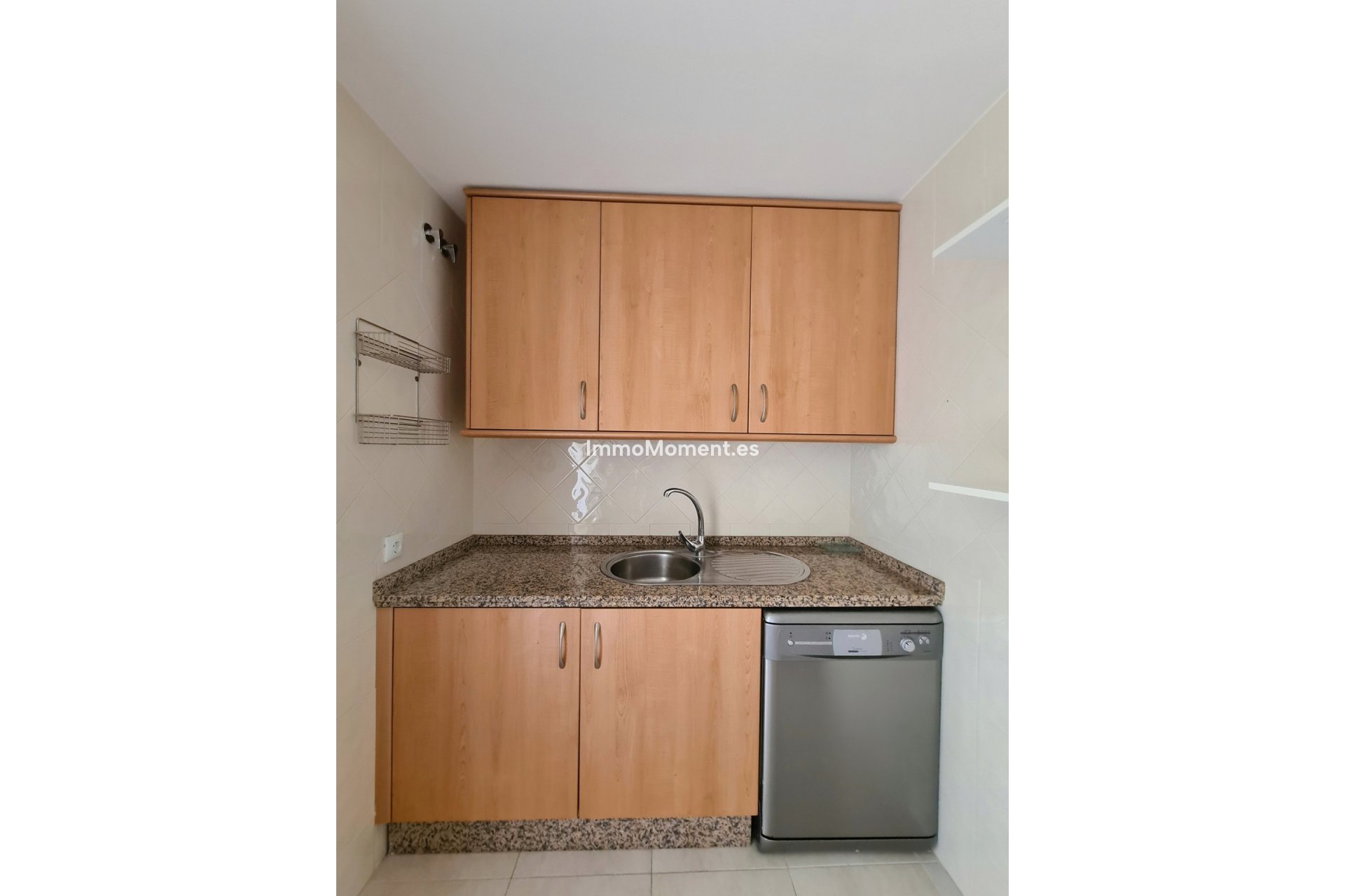 Resale - Apartment - Marbella - Elviria
