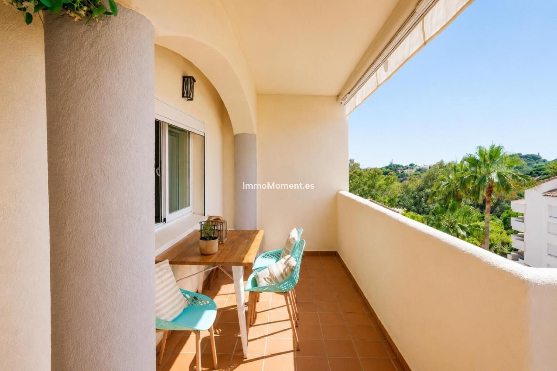 Resale - Apartment - Marbella - Elviria