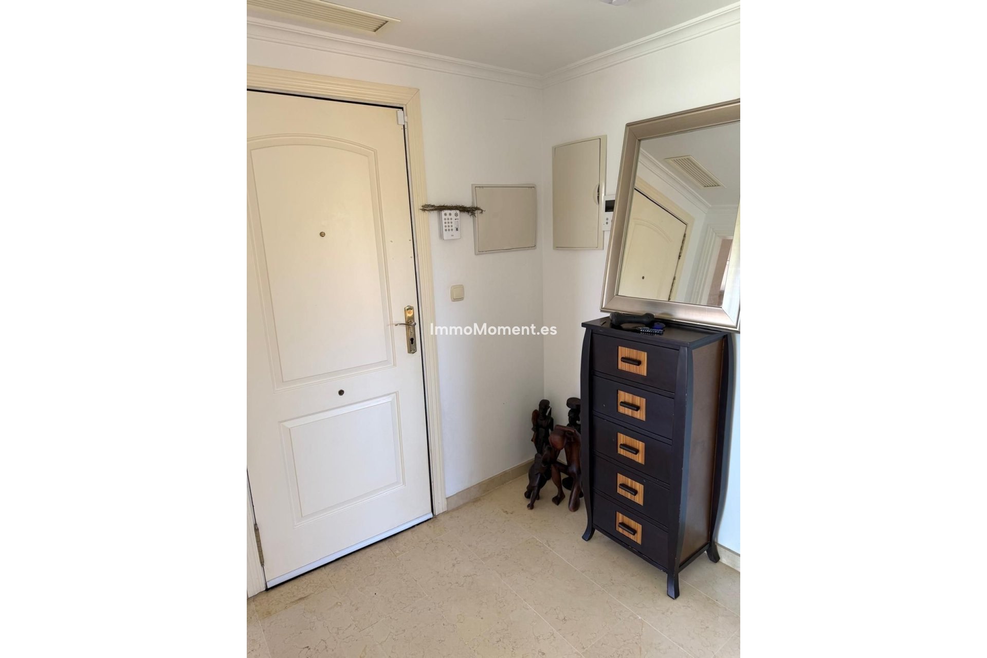 Resale - Apartment - Marbella - Elviria