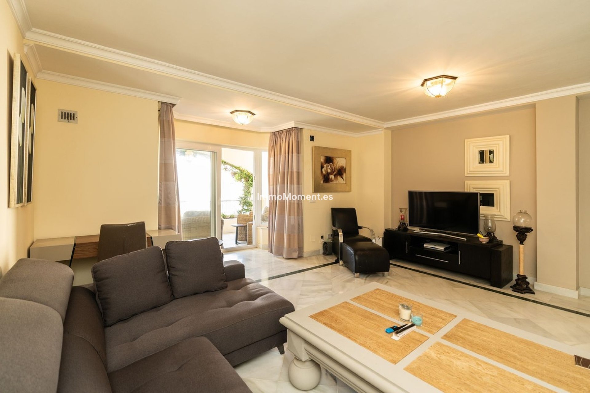Resale - Apartment - Marbella - Elviria