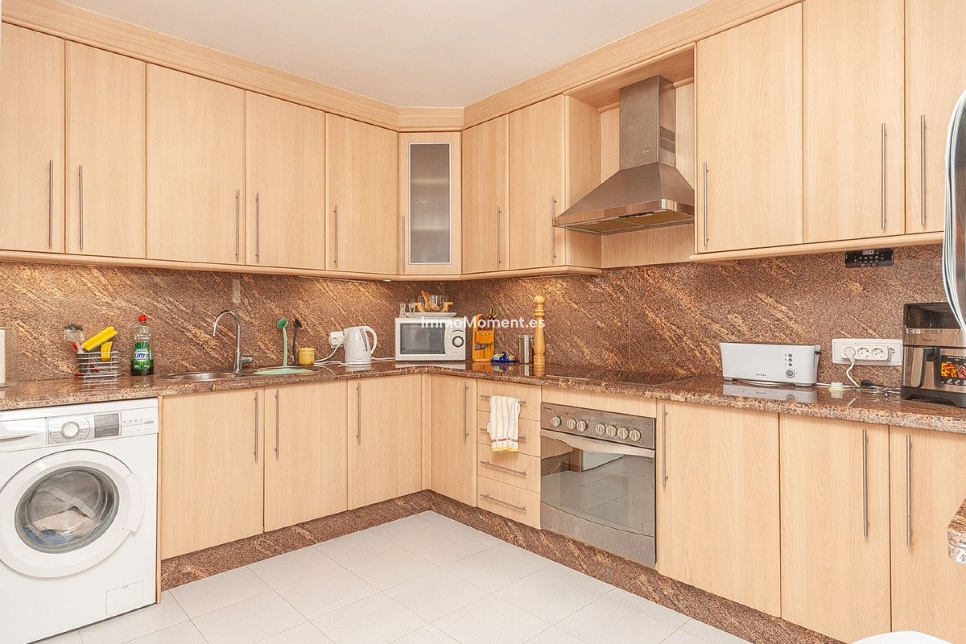 Resale - Apartment - Marbella - Elviria