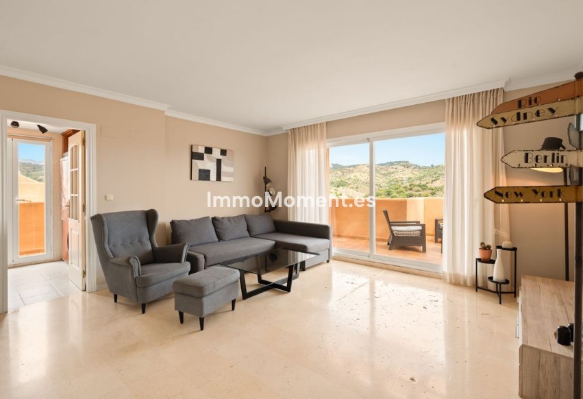 Resale - Apartment - Marbella - Elviria