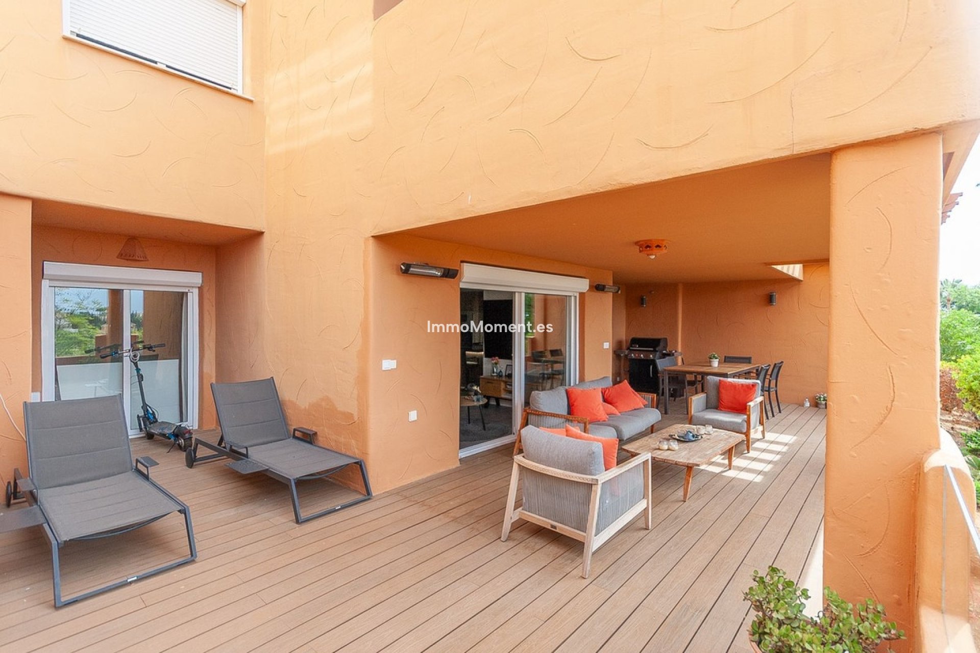 Resale - Apartment - Marbella - Elviria