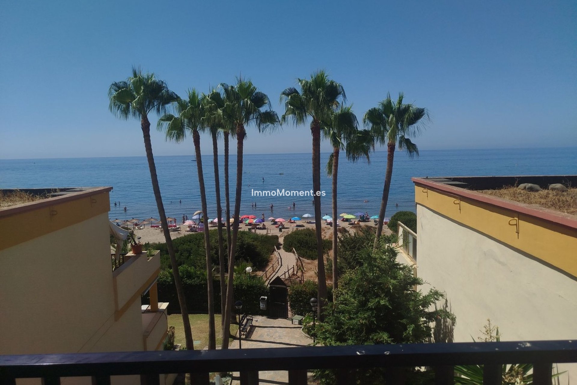 Resale - Apartment - Marbella - Elviria