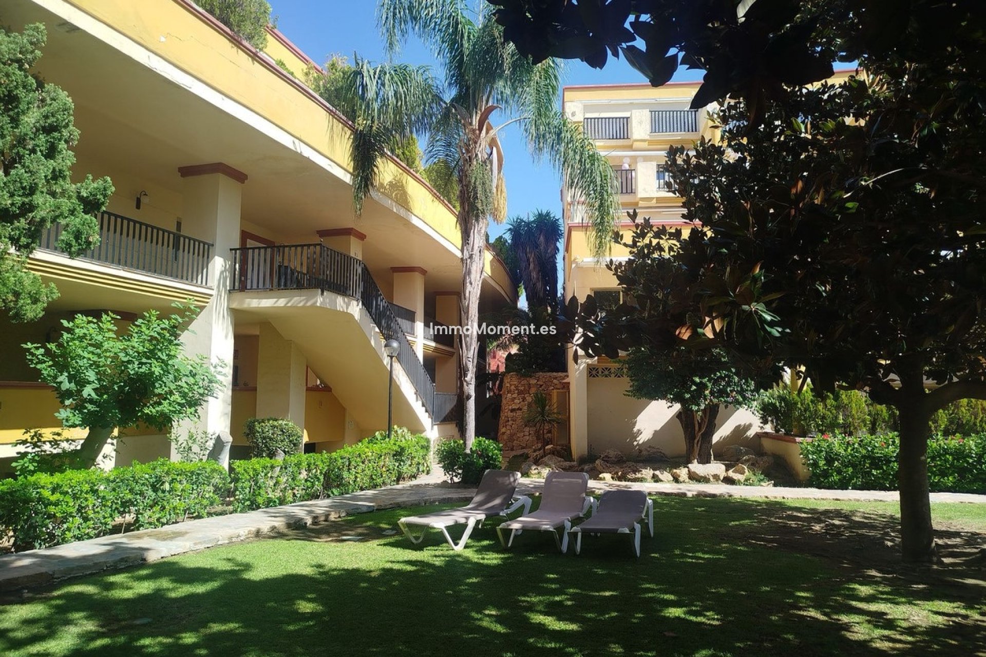 Resale - Apartment - Marbella - Elviria