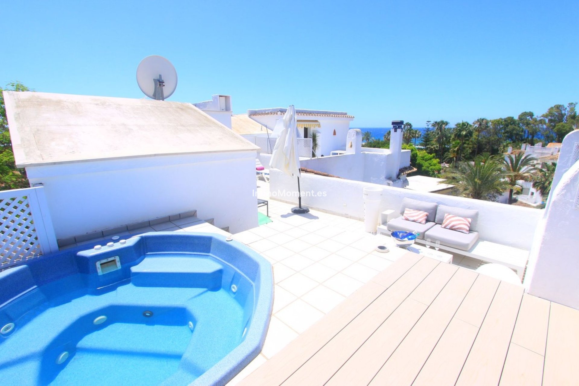 Resale - Apartment - Marbella - Elviria