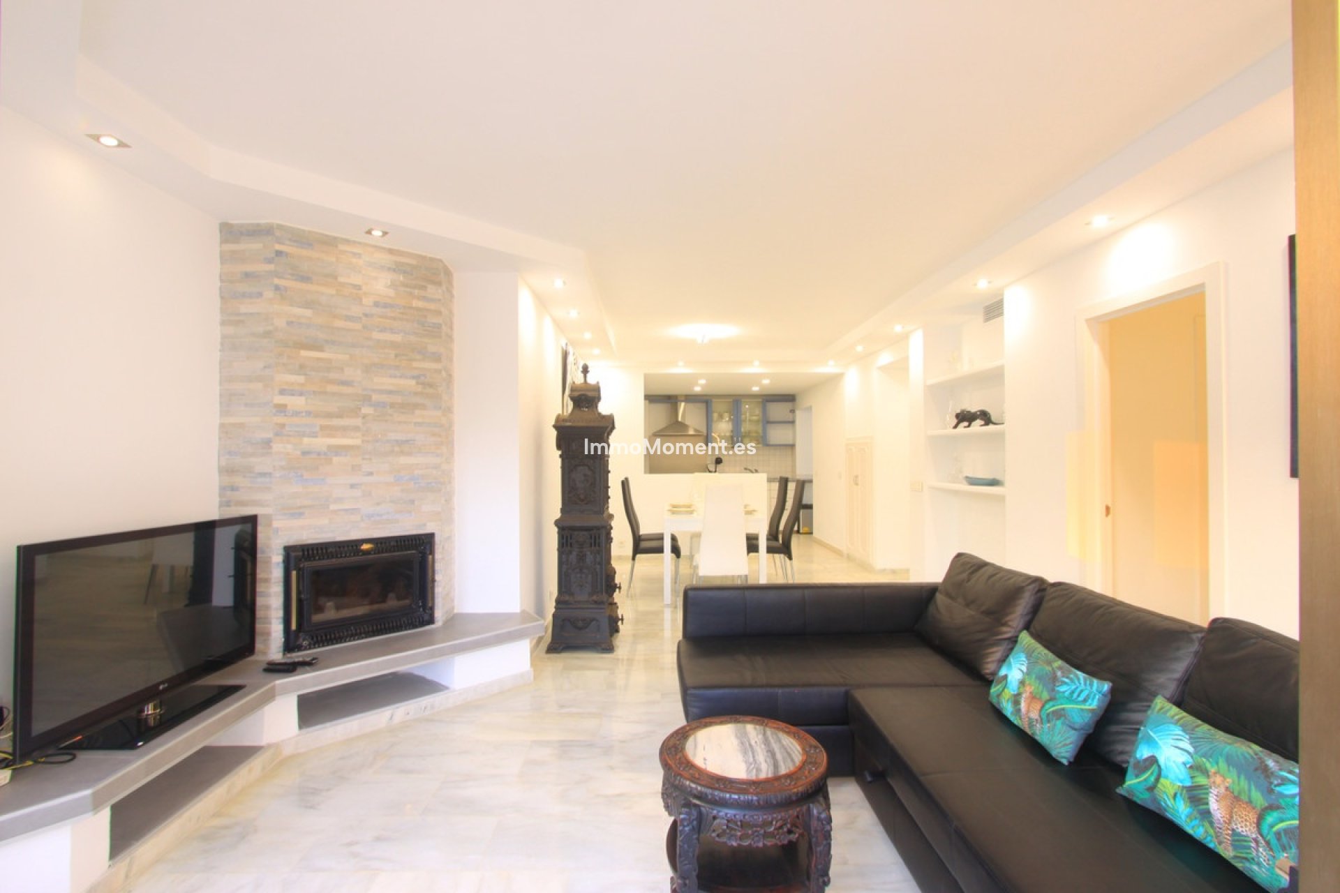 Resale - Apartment - Marbella - Elviria