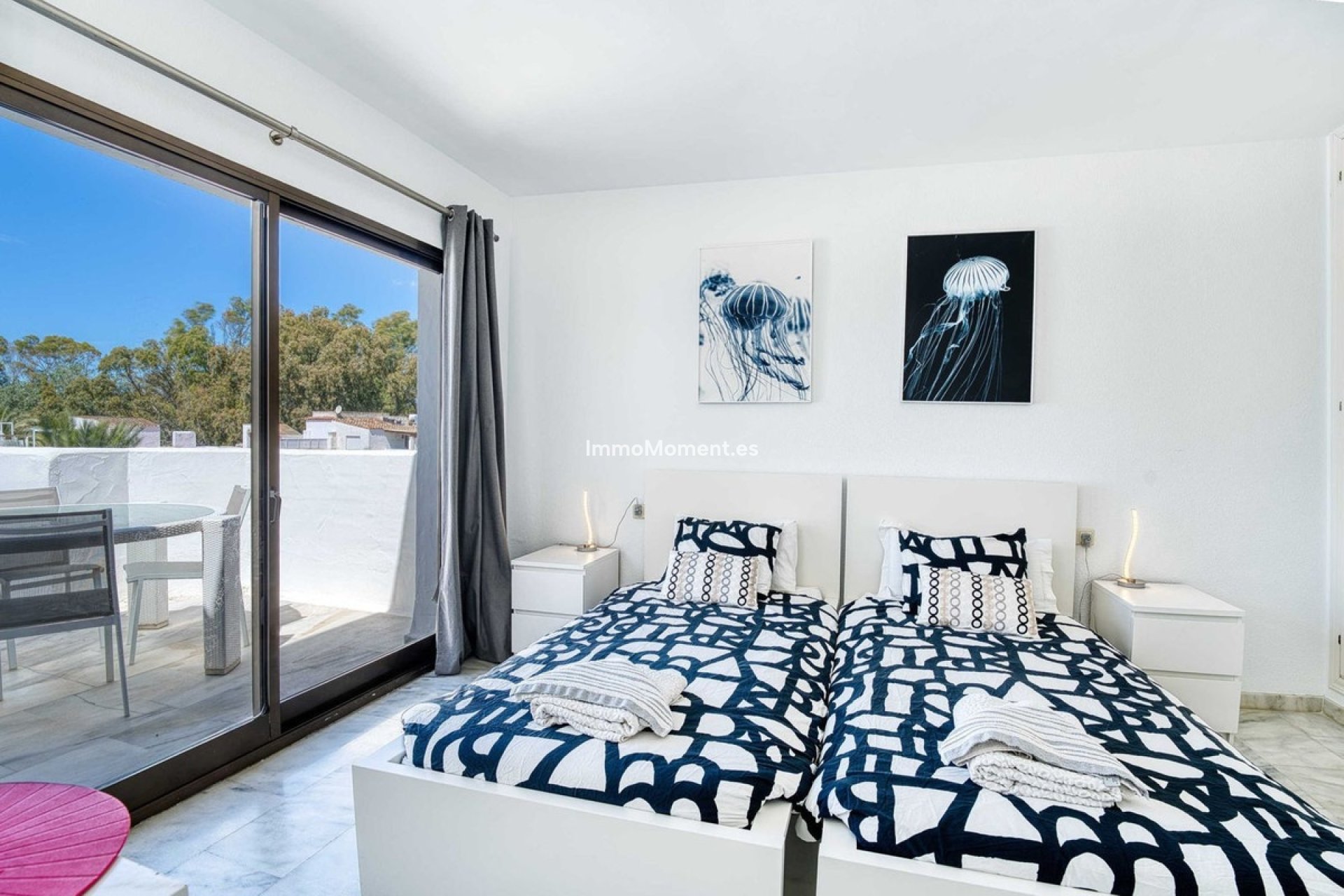 Resale - Apartment - Marbella - Elviria