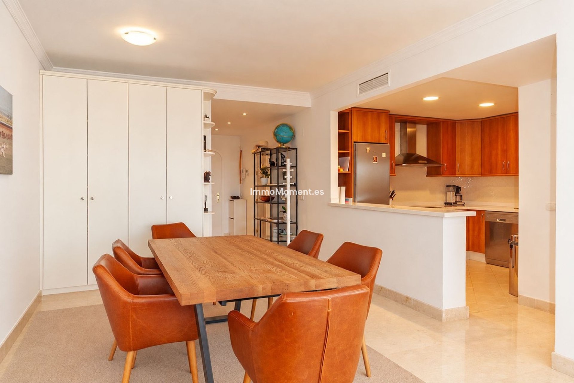 Resale - Apartment - Marbella - Elviria
