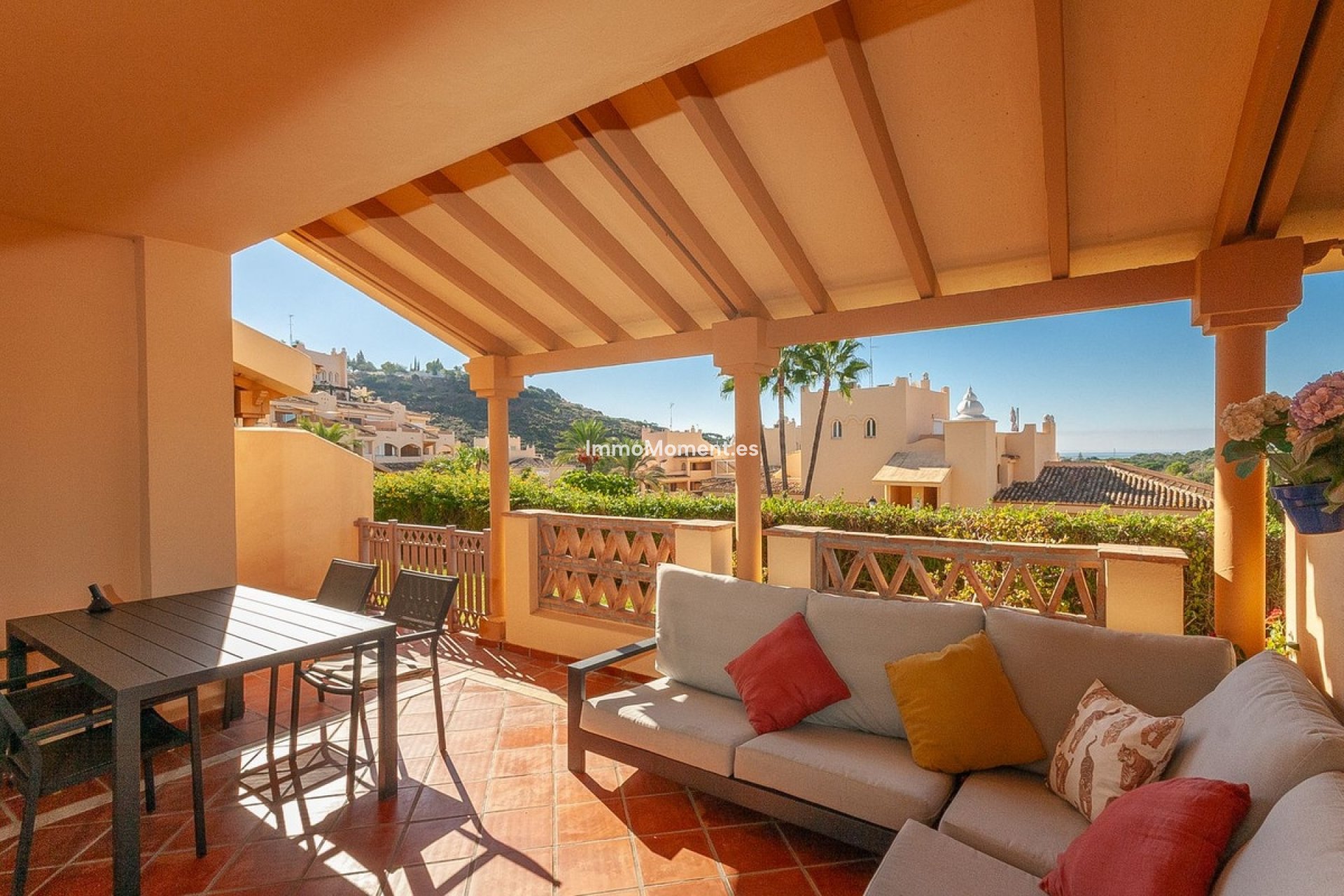 Resale - Apartment - Marbella - Elviria