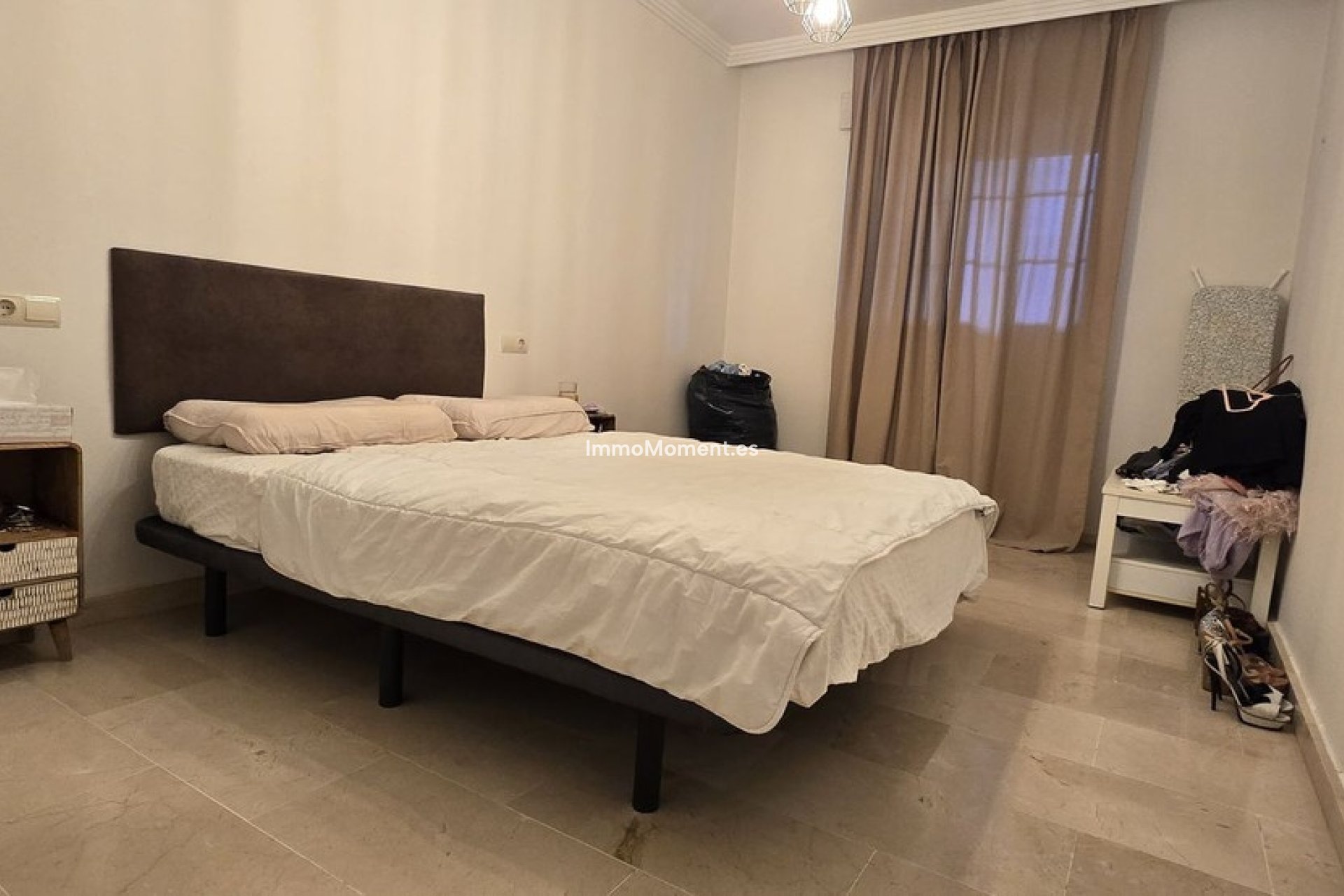 Resale - Apartment - Marbella - Elviria